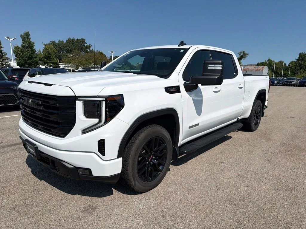 Used 2024 White GMC Elevation image 1