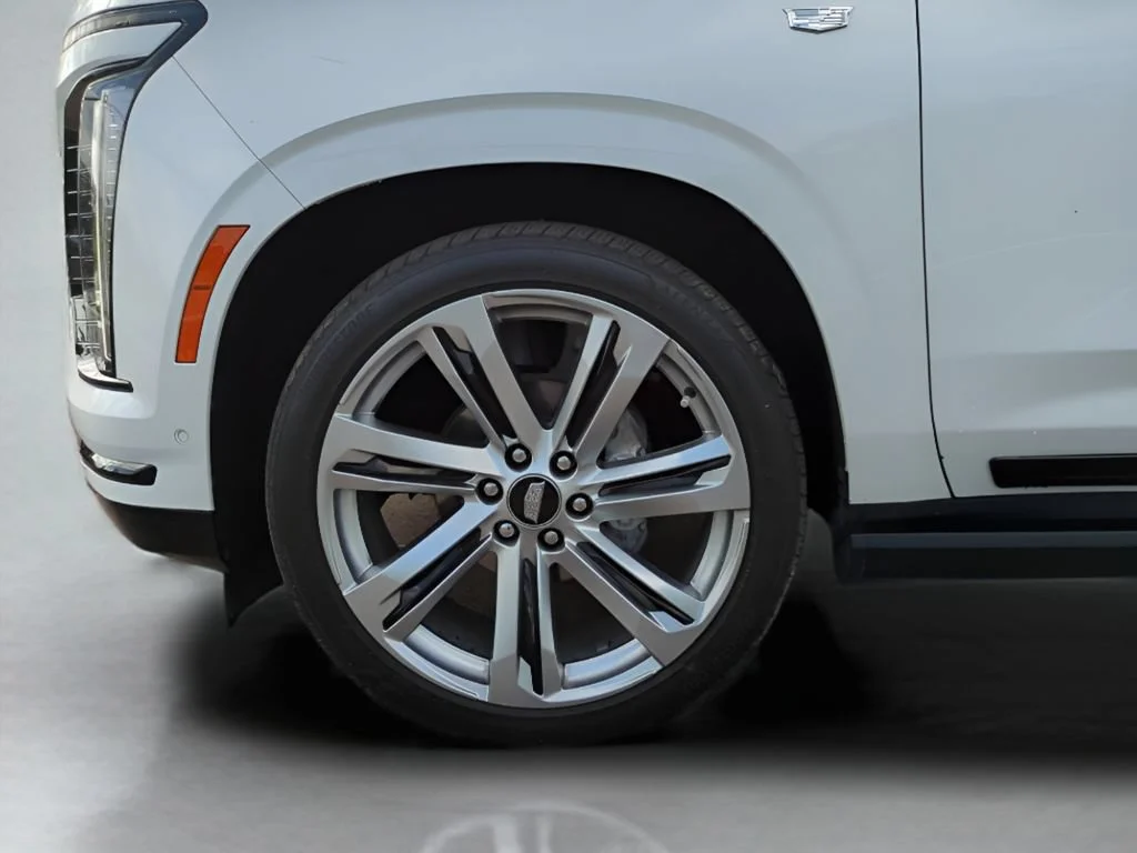 Used 2025 Crystal White Tricoat Cadillac Sport Platinum image 27