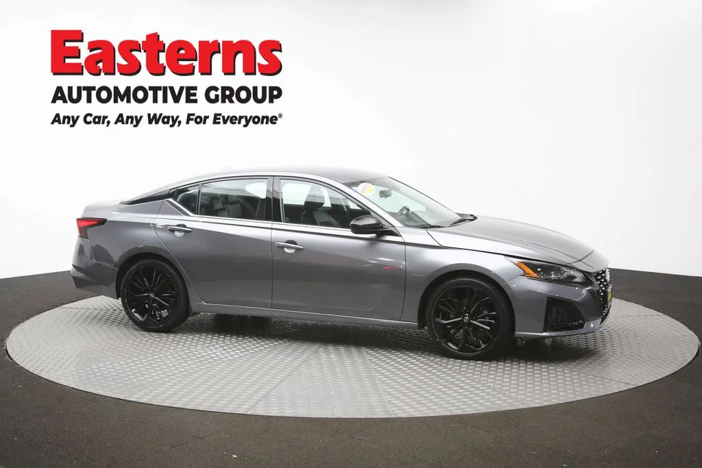 Used 2023 Gray Nissan 2.5 SR image 46