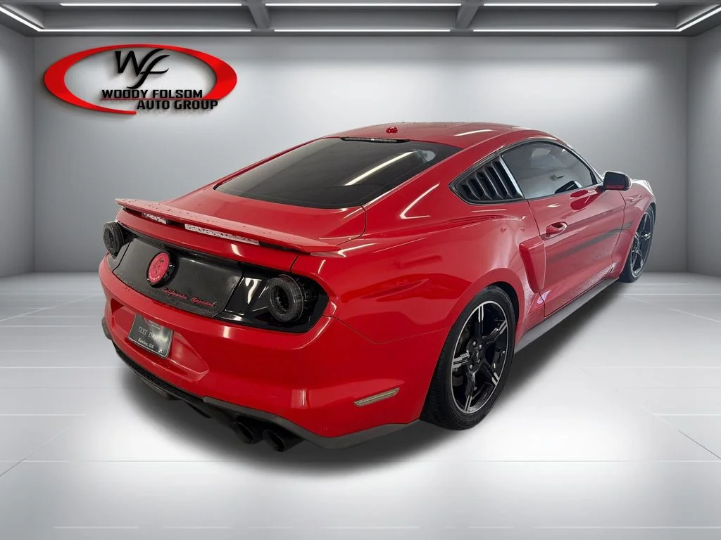 Used 2019 Red Ford GT Premium image 6