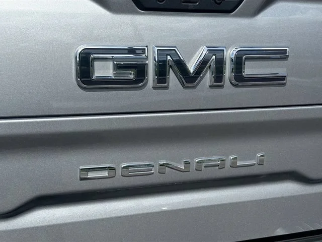 Used 2023 Sterling Metallic GMC Denali Ultimate image 11