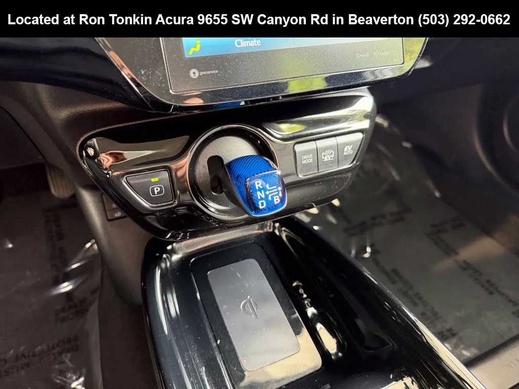 Used 2017 Blizzard Pearl Toyota Premium image 23