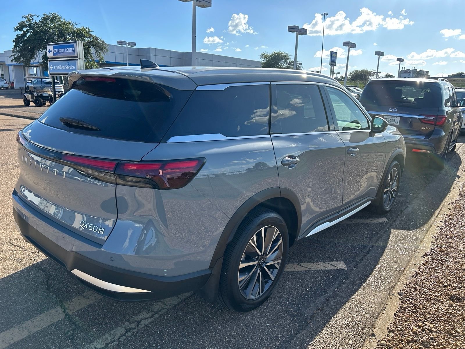 Certified Used 2026 Gray INFINITI LUXE image 15