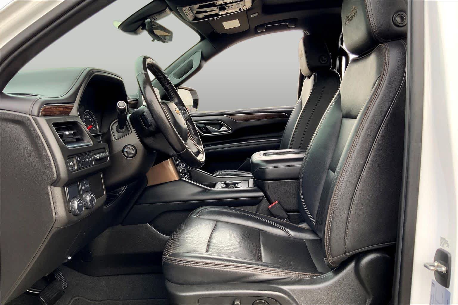 Used 2021 Summit White Chevrolet High Country image 8