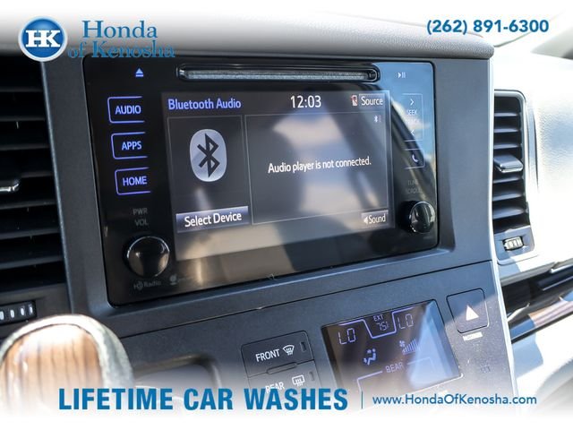 Used 2015 Predawn Gray Mica Toyota XLE image 18