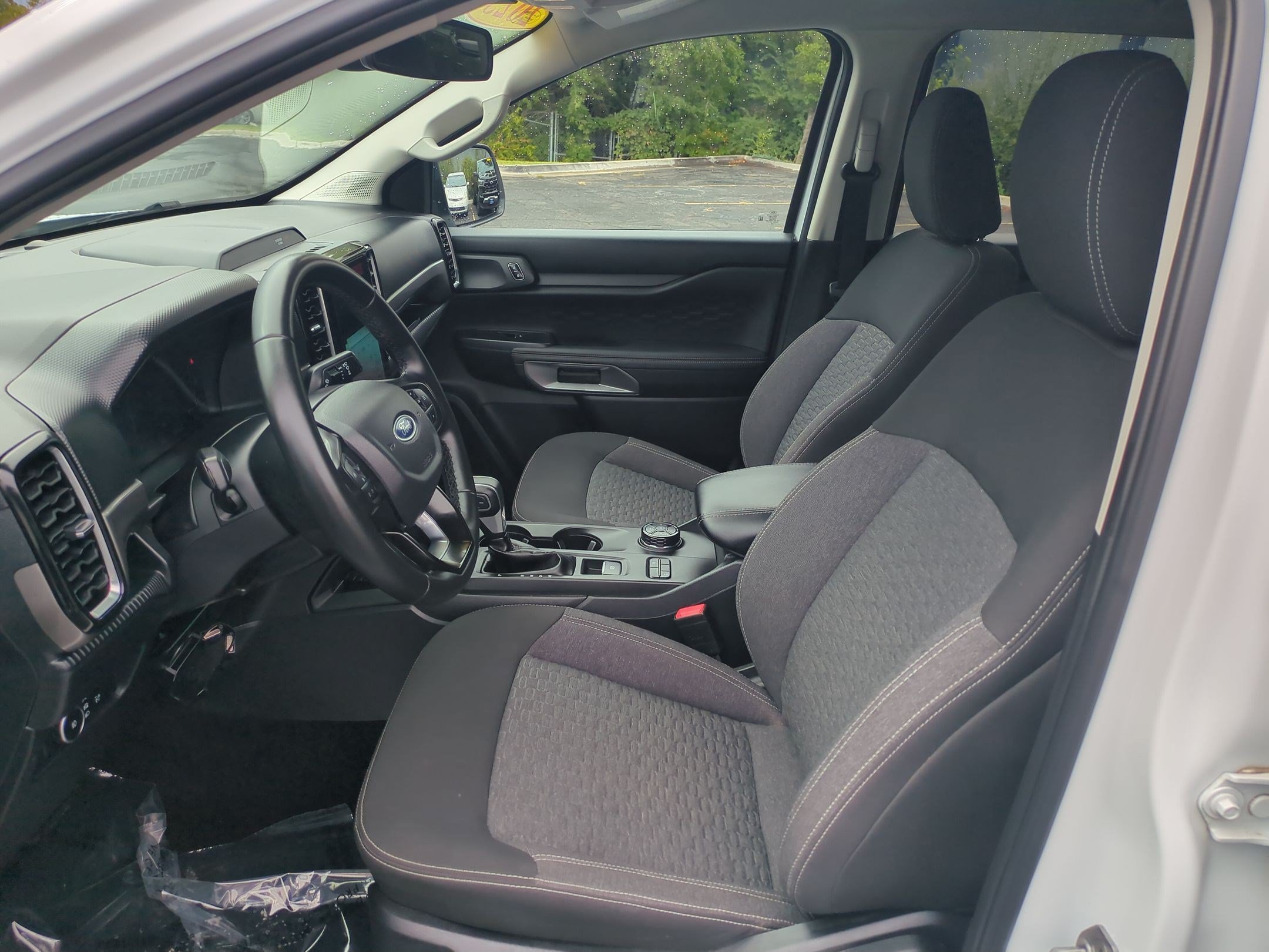 Used 2025 White Ford XLT image 23