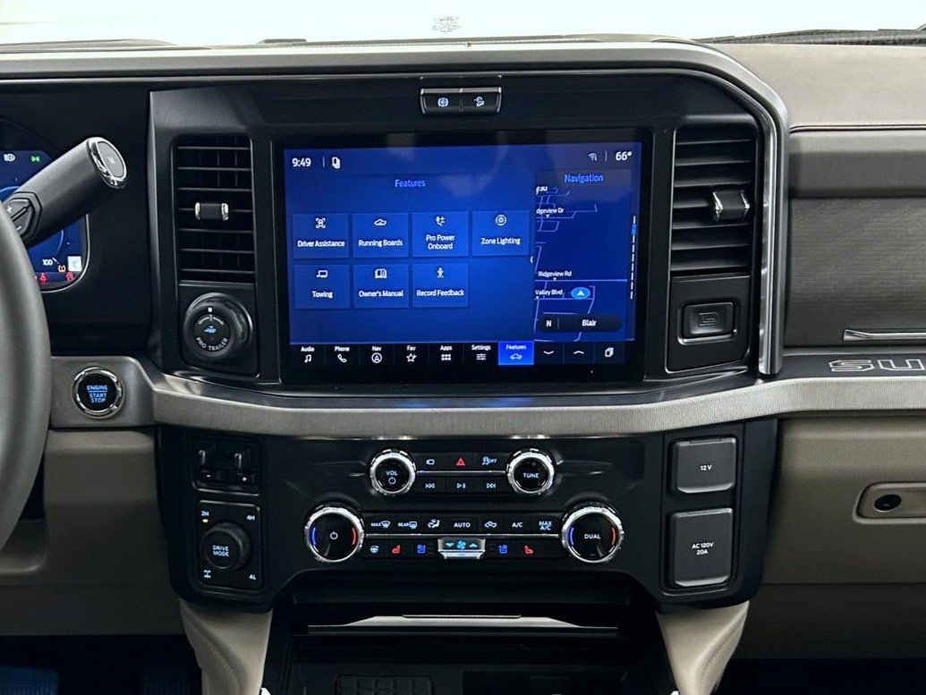 New 2027 Star White Metallic Tri-Coat Ford Platinum image 13
