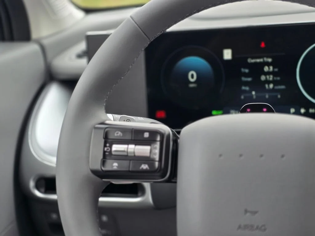 New 2026 Cyber Gray Hyundai SE image 24