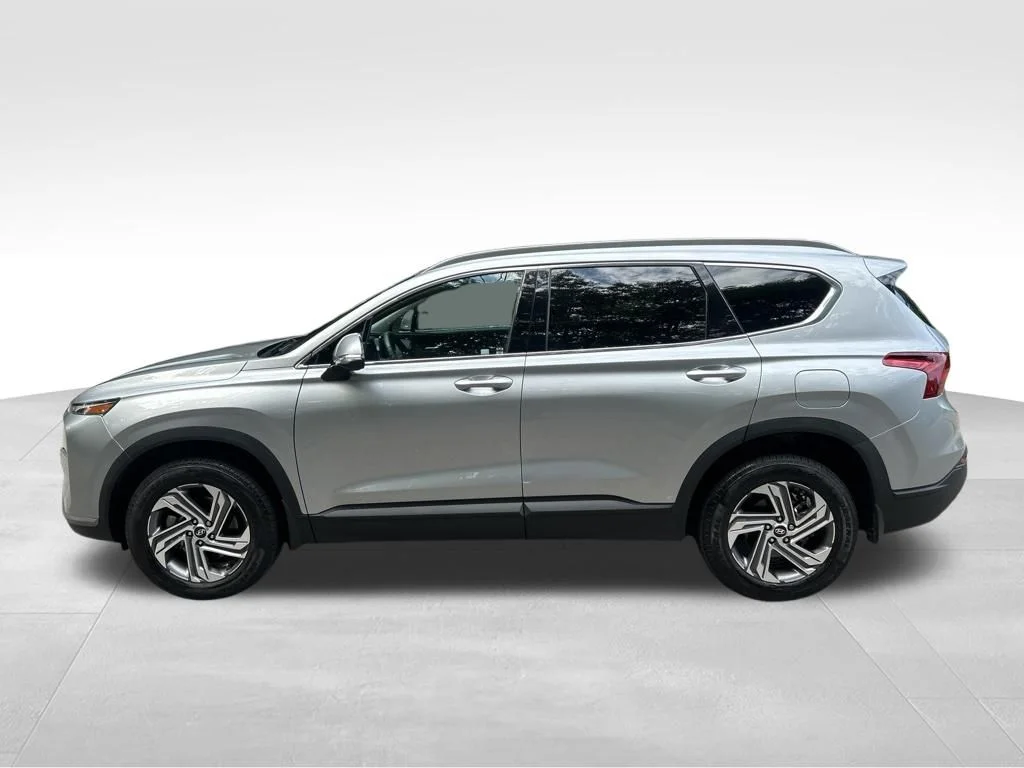Used 2023 Silver Hyundai SEL image 2