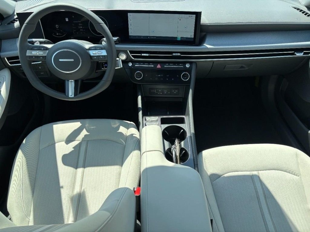 2025 Hyundai Sonata SEL - Photo 28