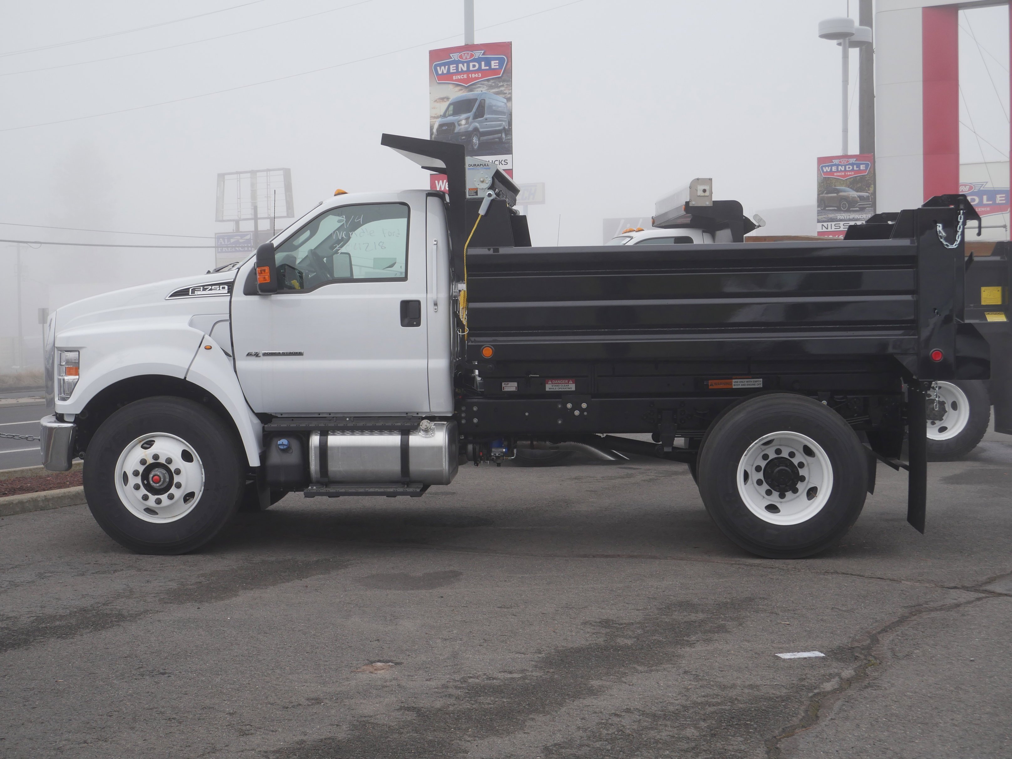 New 2026 Oxford White Ford F-750 Diesel Straight Frame image 14