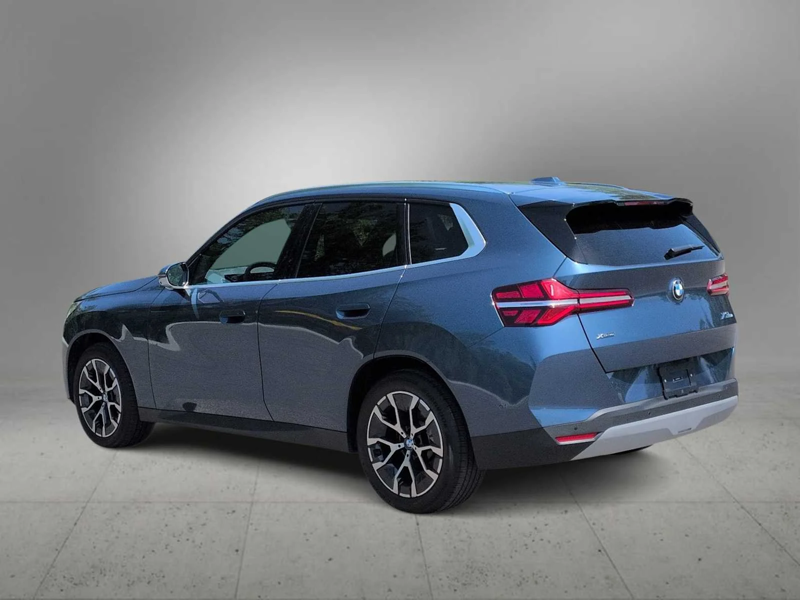 Used 2026 Arctic Race Blue metallic BMW 30 xDrive image 6