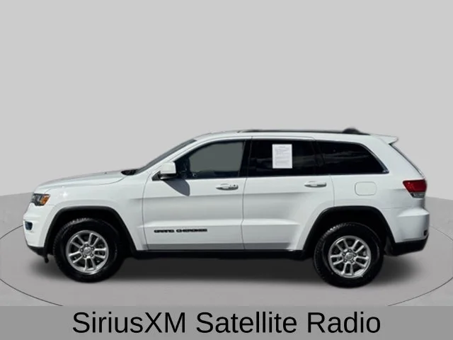 Used 2018 White Jeep Laredo E image 3
