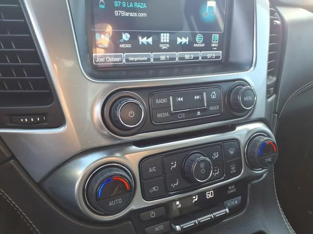Used 2020 SHADOW GRAY METALLIC Chevrolet LS image 19