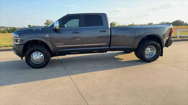 New 2025 Granite Crystal Metallic Clear-Coat Exterior Paint RAM Limited image 16