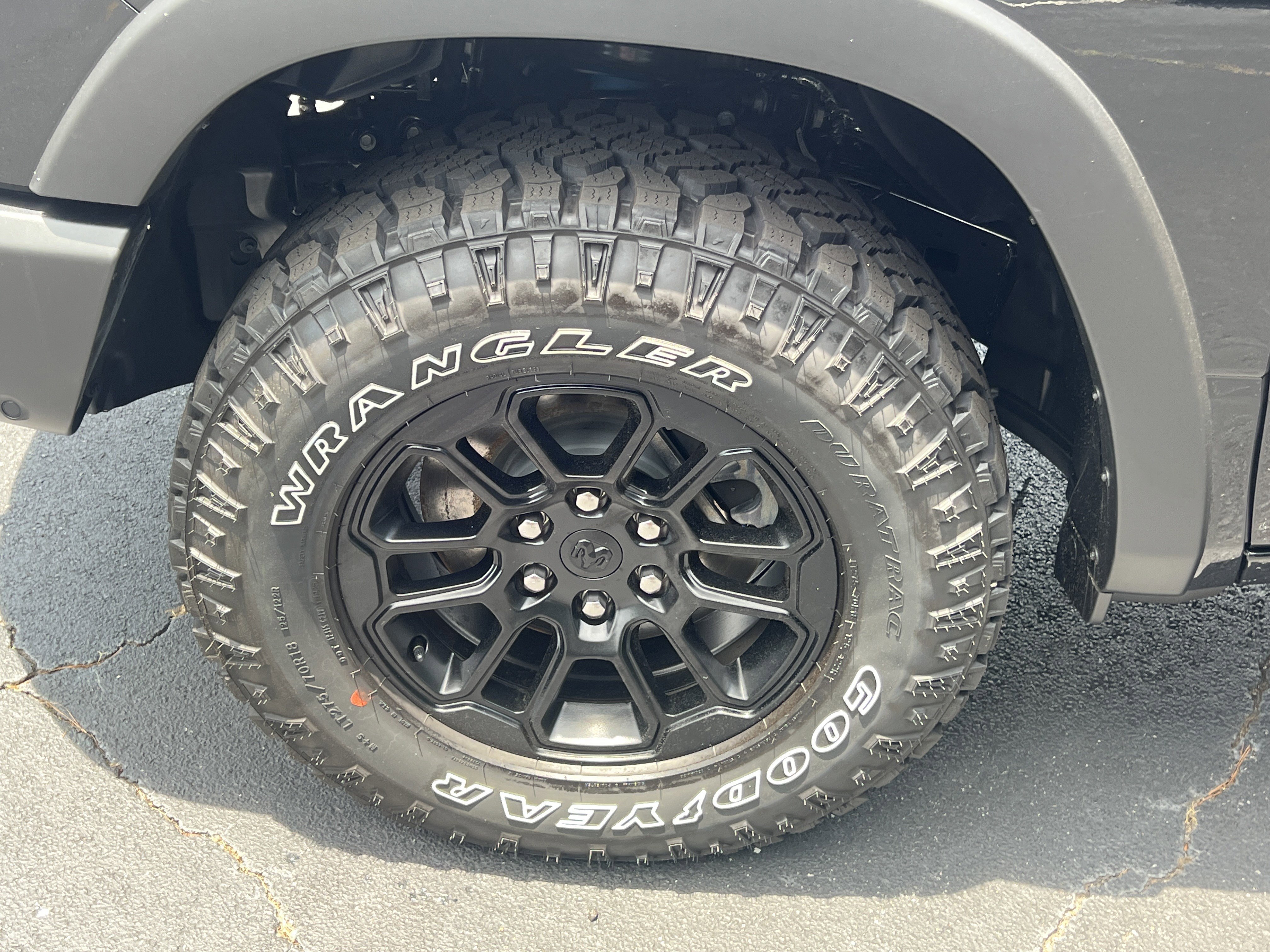 New 2026 Diamond Black Crystal Pearlcoat Ram Rebel image 16