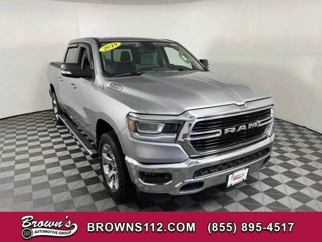 2019 RAM 1500 Big Horn/Lone Star 4x4 Crew Cab 5'7's photo
