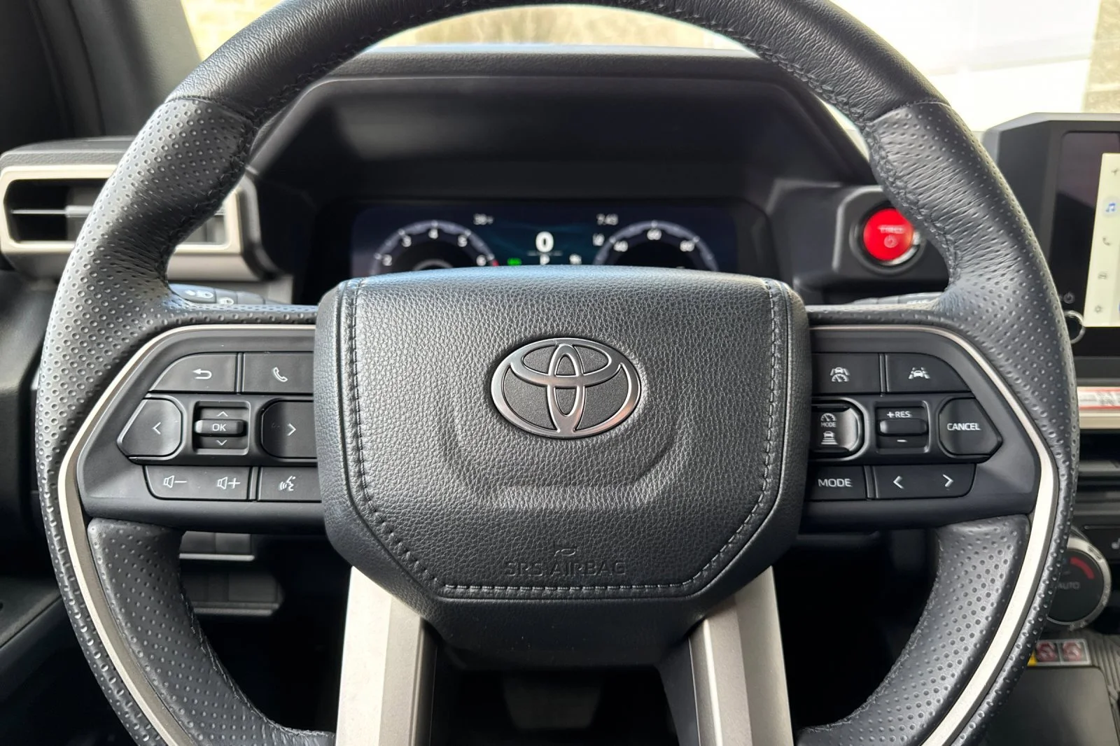 2025 Toyota 4Runner TRD Off-Road - Photo 24