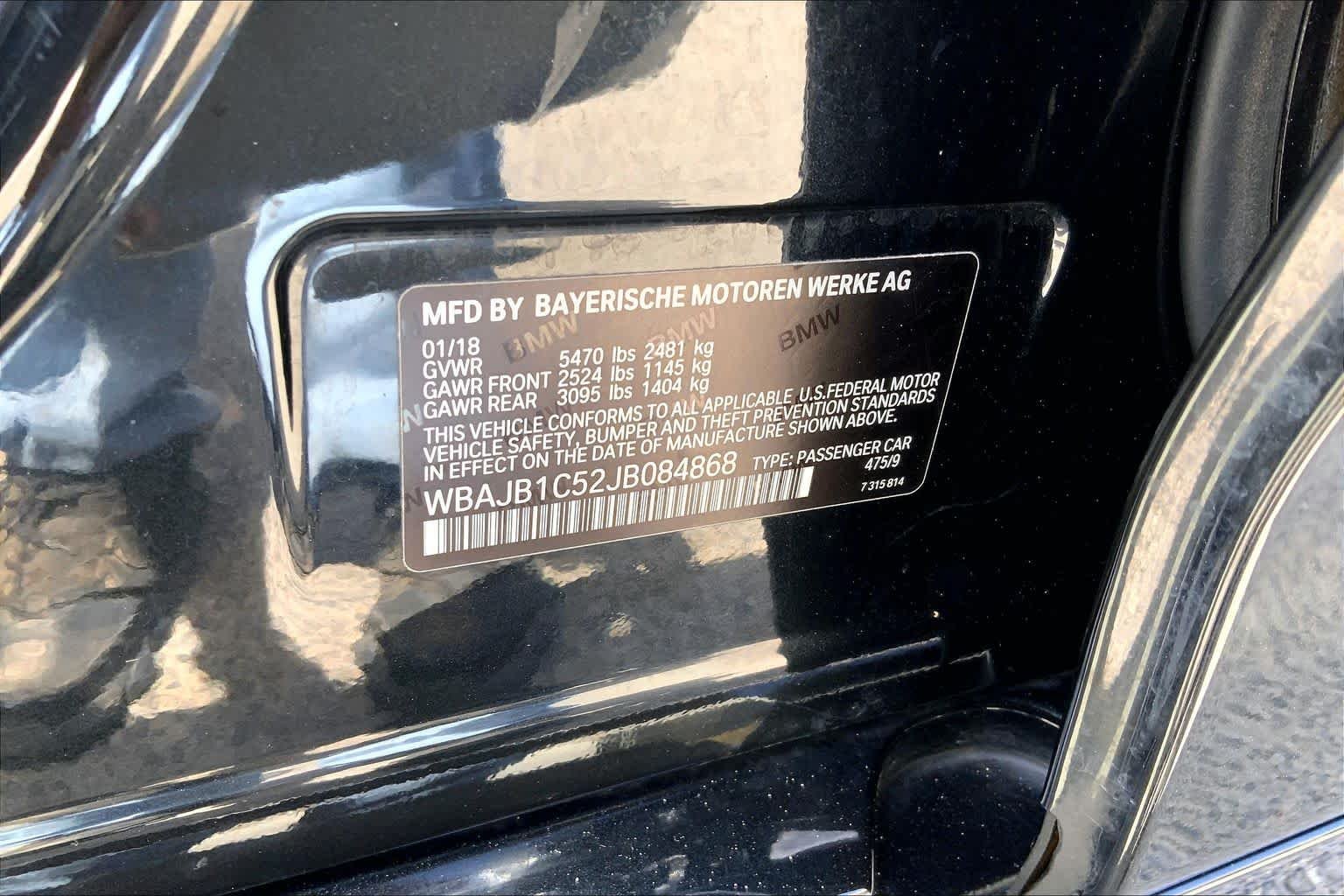 Used 2018 Black Sapphire Metallic BMW 530e xDrive iPerformance image 32