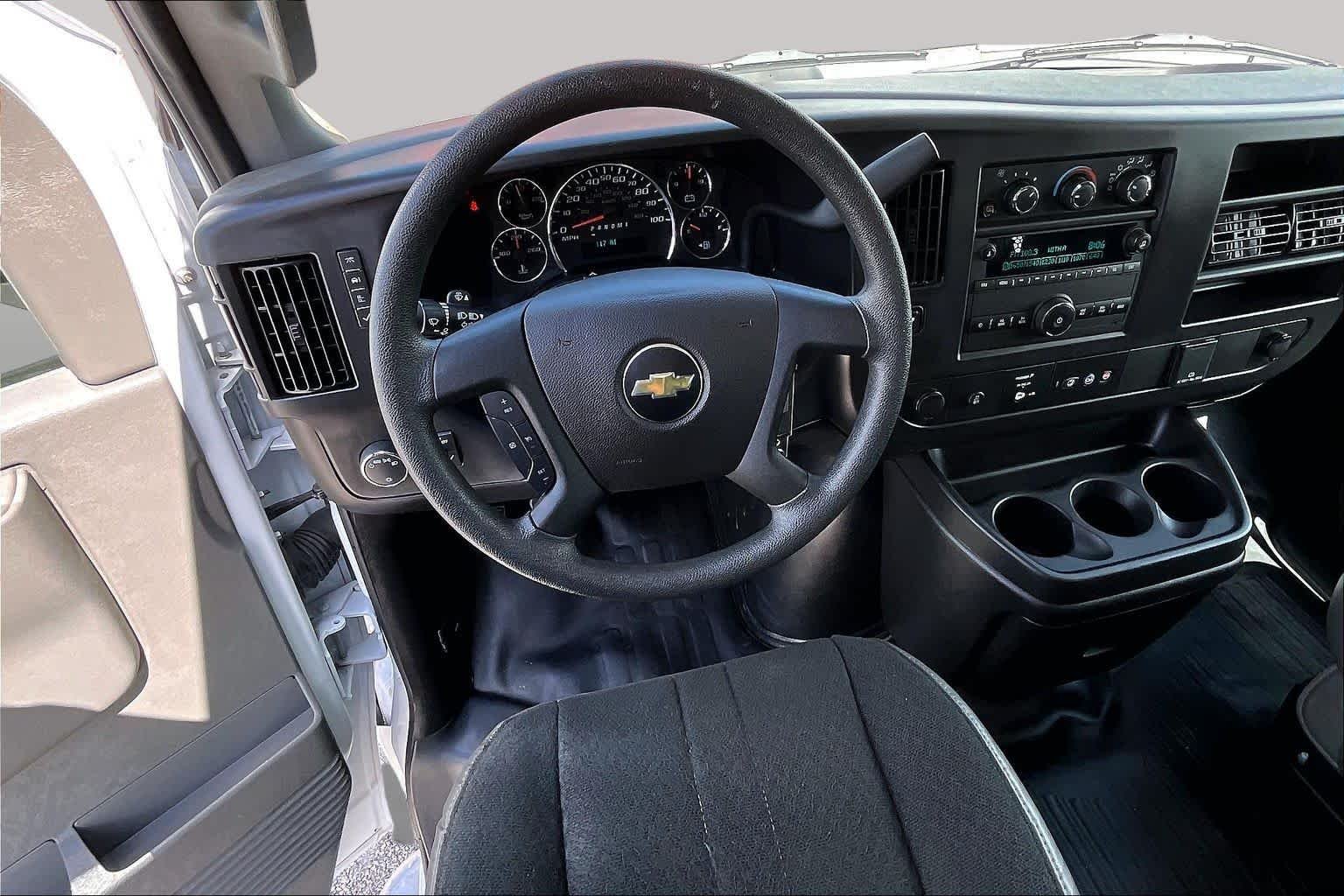 Used 2024 Summit White Chevrolet WT image 6