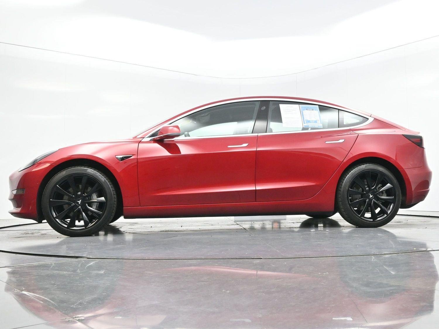 Used 2018 Red Multi-Coat Tesla Long Range Battery image 41
