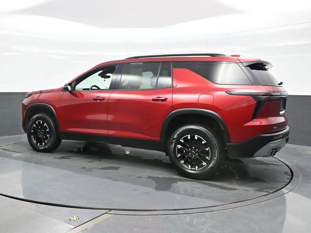 Used 2024 Red Chevrolet Z71 image 3