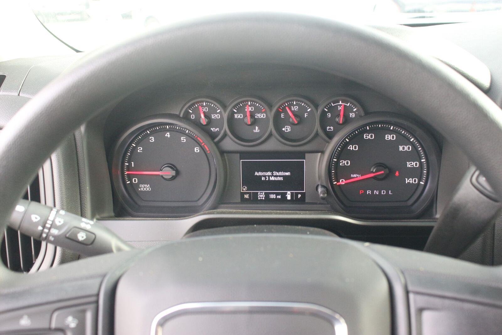 New 2026 Summit White GMC Pro image 31