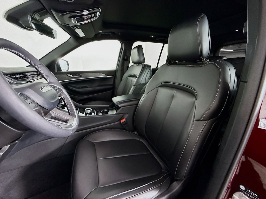 Used 2025 Red Jeep Limited image 5