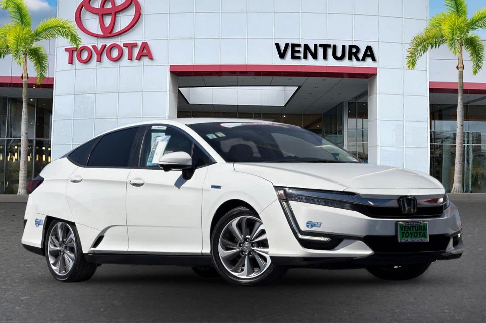 Used 2018 Honda Clarity Base with VIN JHMZC5F18JC022418 for sale in Ventura, CA