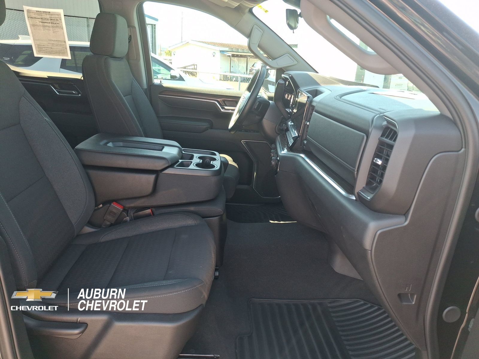 2025 Chevrolet Silverado 1500 LT - Photo 21