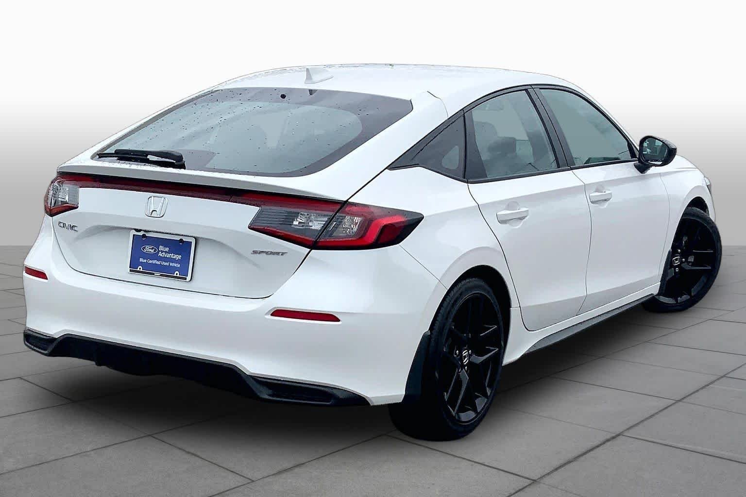 Certified Used 2025 Platinum White Pearl Honda Sport image 13