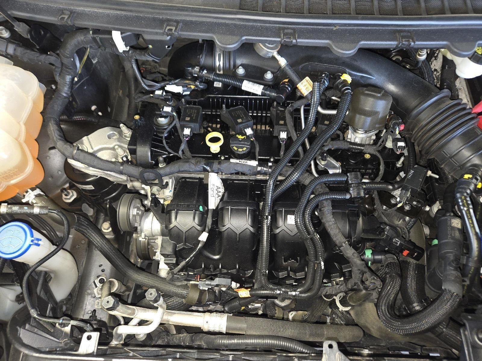 Used 2024 Agate Black Ford SE image 34