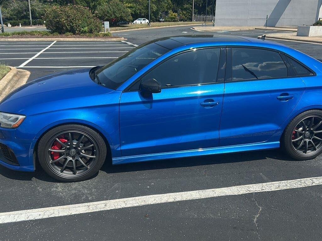 Used 2019 Ara Blue Crystal Effect Audi 2.5T quattro image 3