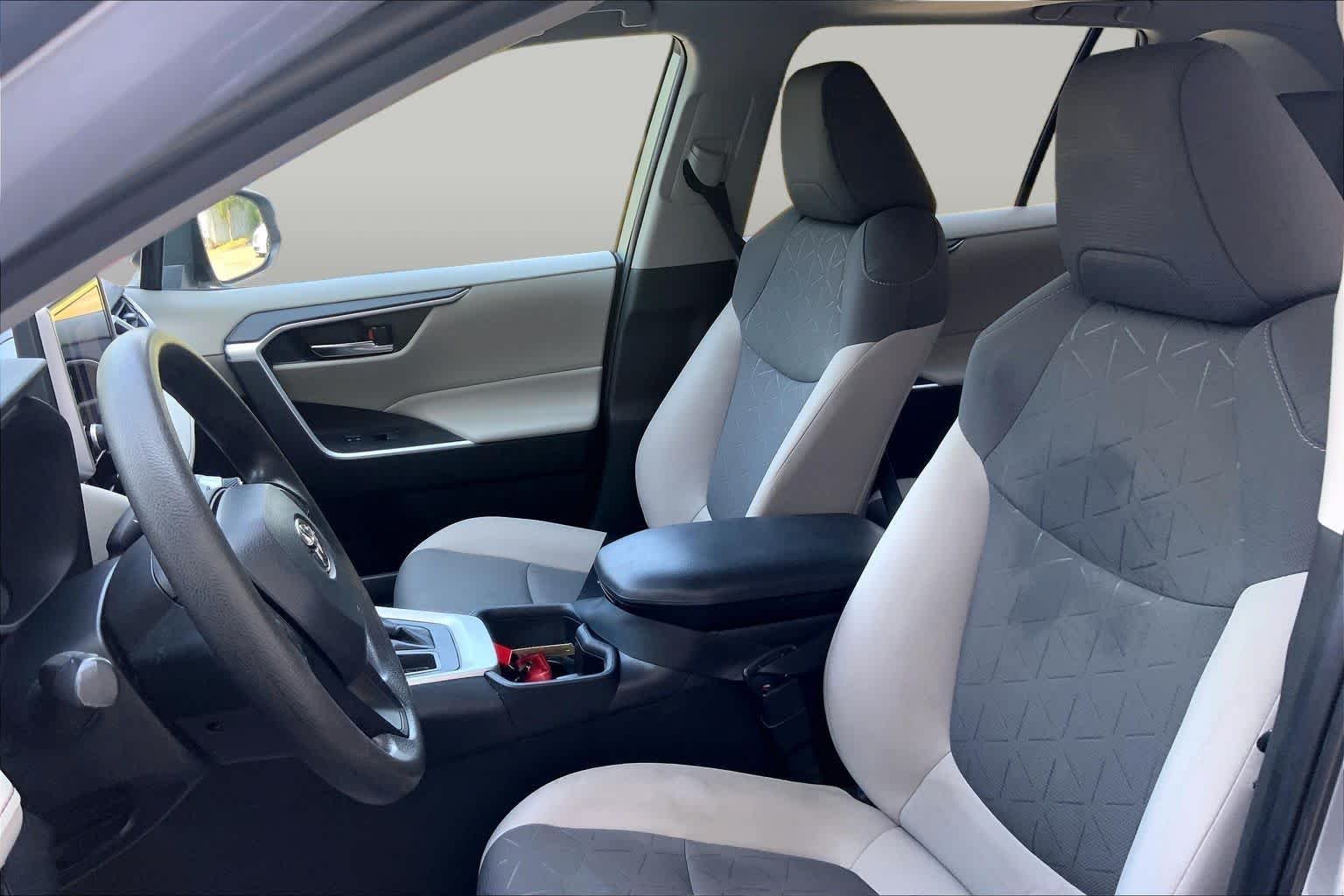 Used 2023 Silver Sky Metallic Toyota XLE image 8