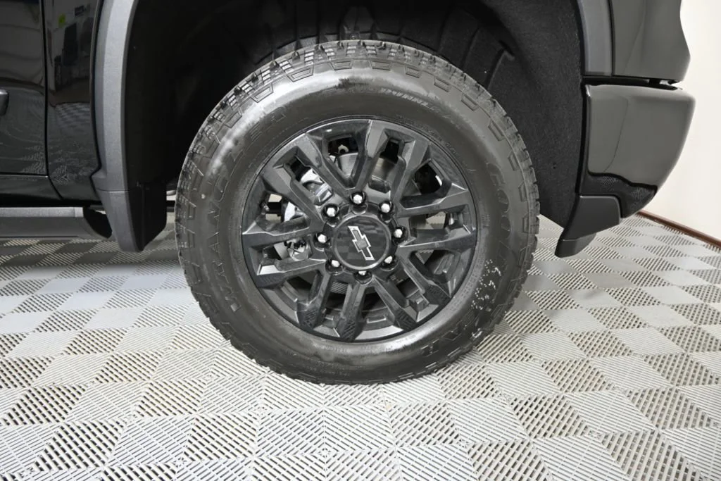 2026 Chevrolet Silverado 2500 HD High Country - Photo 12