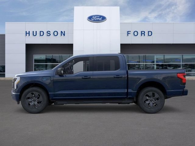 2025 Ford F-150 Lightning Flash - Photo 3