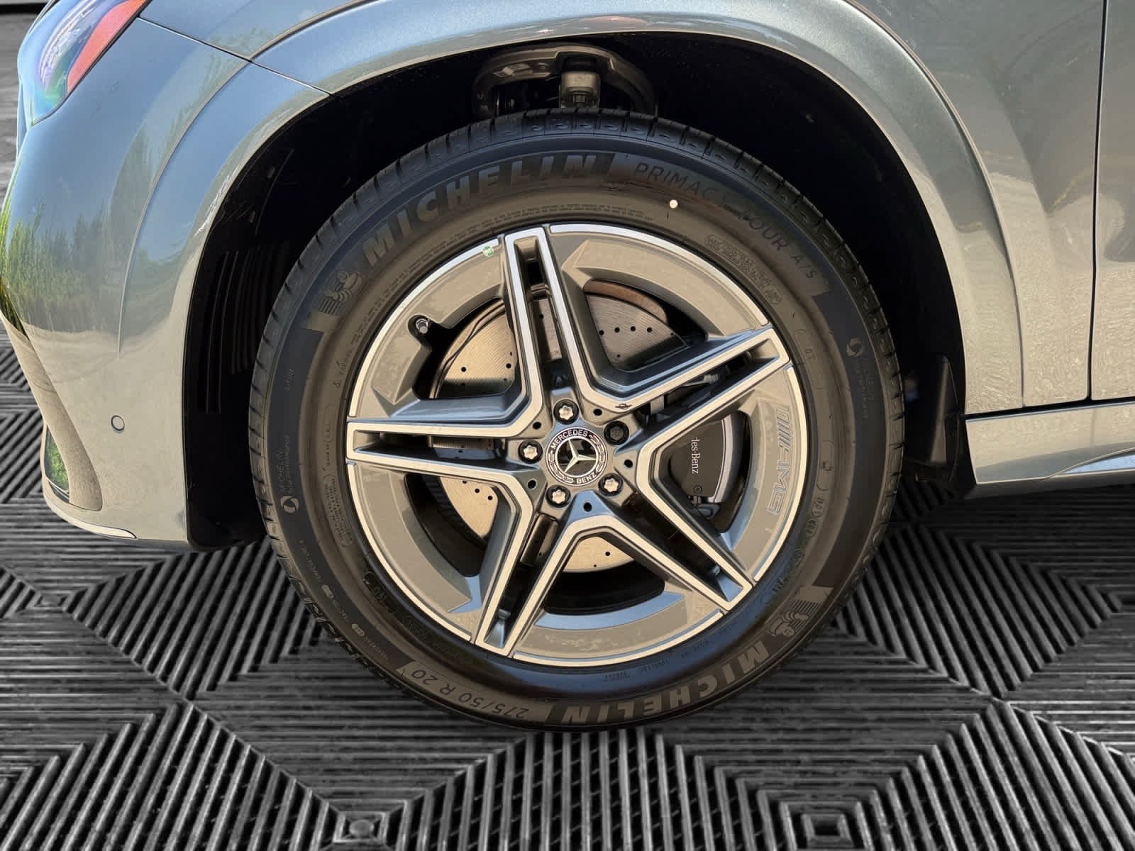 New 2026 Selenite Grey Metallic Mercedes-Benz GLE 350 image 9