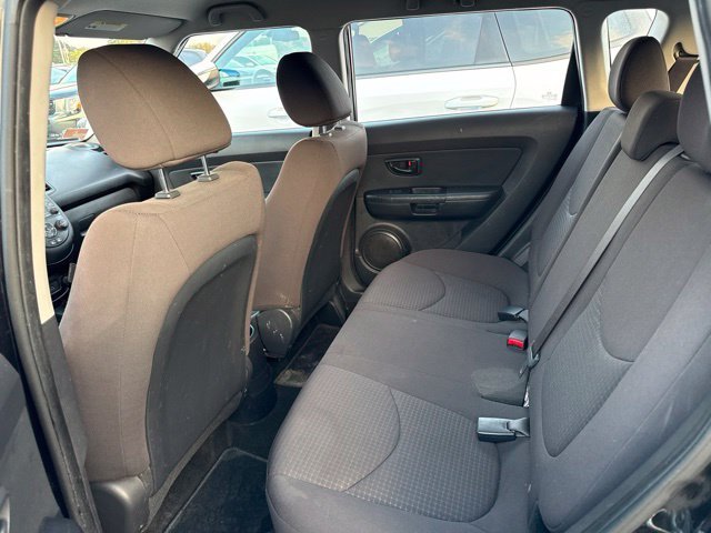 Used 2013 Black Kia Base image 5