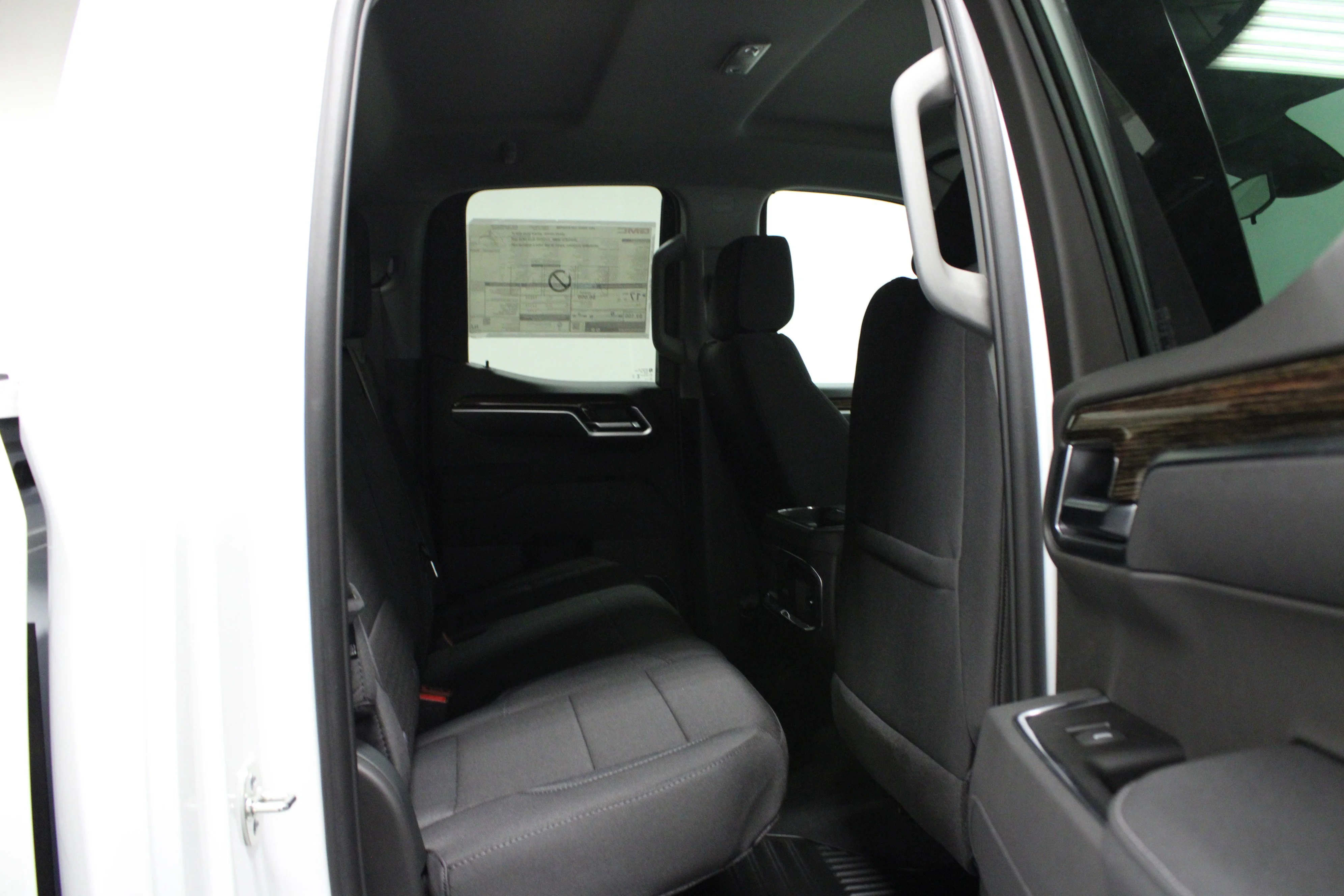 2025 GMC Sierra 1500 Elevation - Photo 14