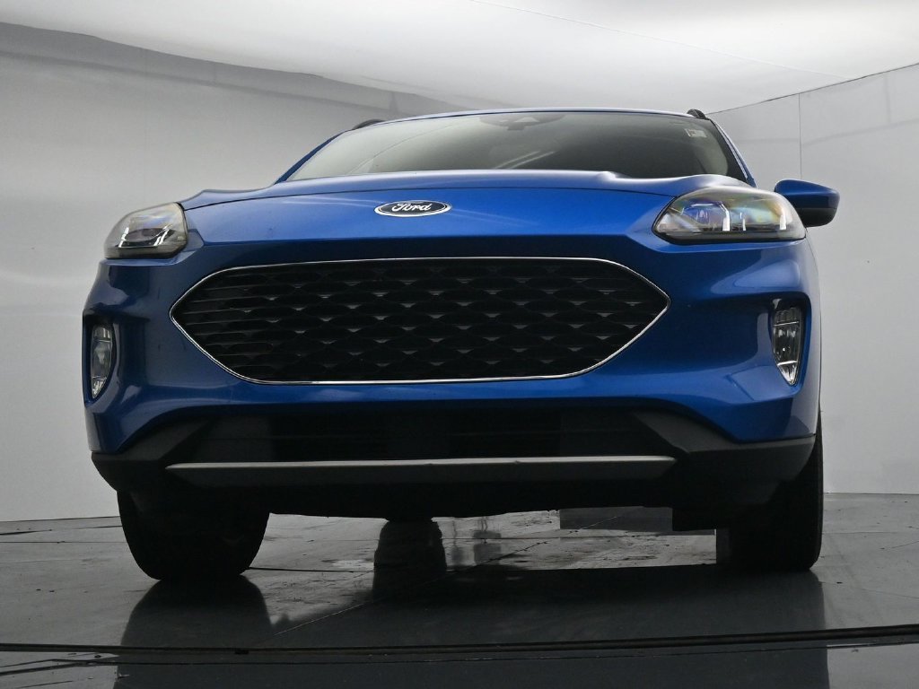 Used 2020 Blue Ford SEL image 19