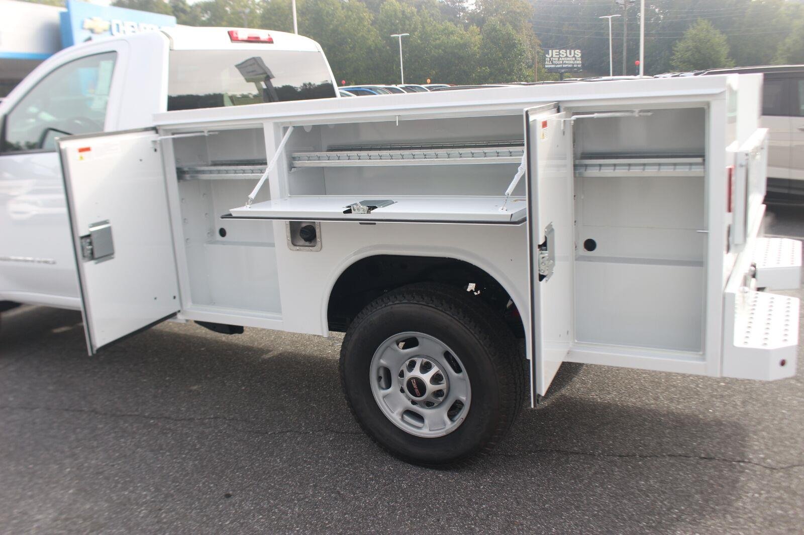 New 2026 Summit White GMC Pro image 15