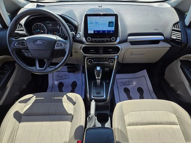 Used 2020 White Ford SE image 16
