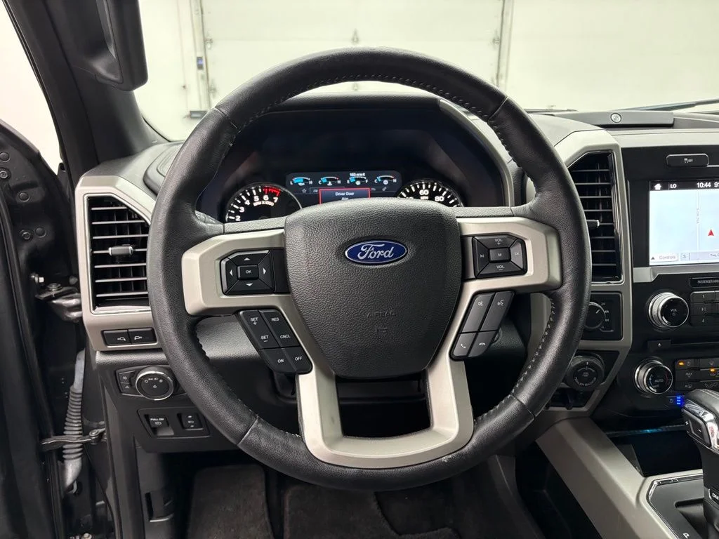 Used 2018 Gray Ford Lariat image 19