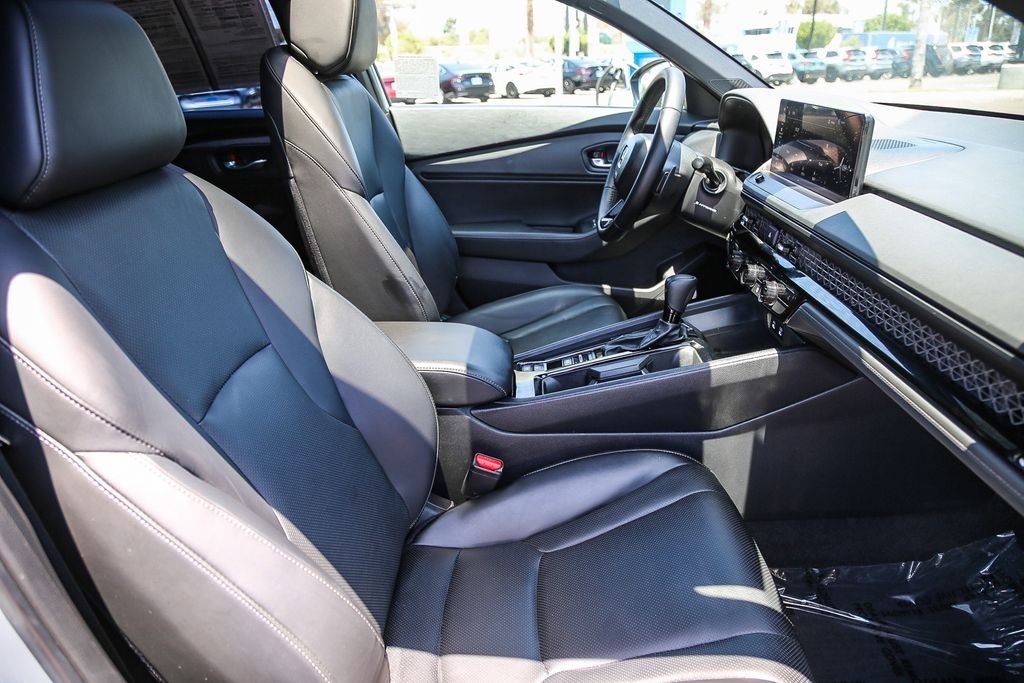 Certified Used 2024 Urban Gray Pearl Honda Sport-L image 17