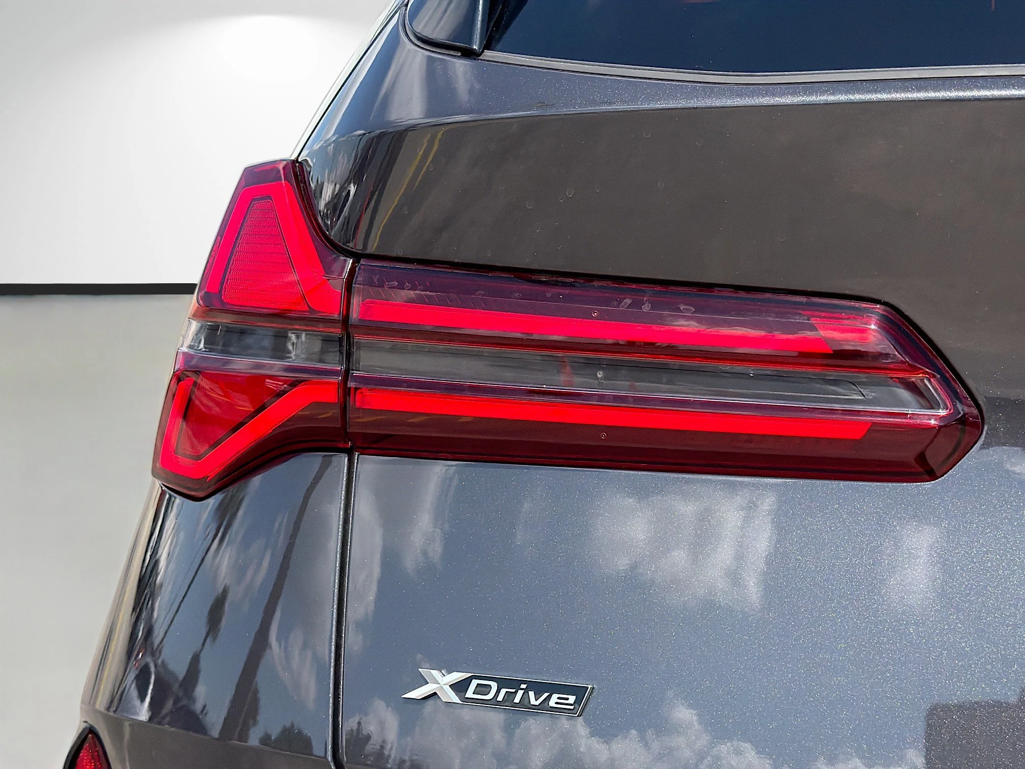 New 2026 Dark Graphite Metallic BMW 30 xDrive image 10