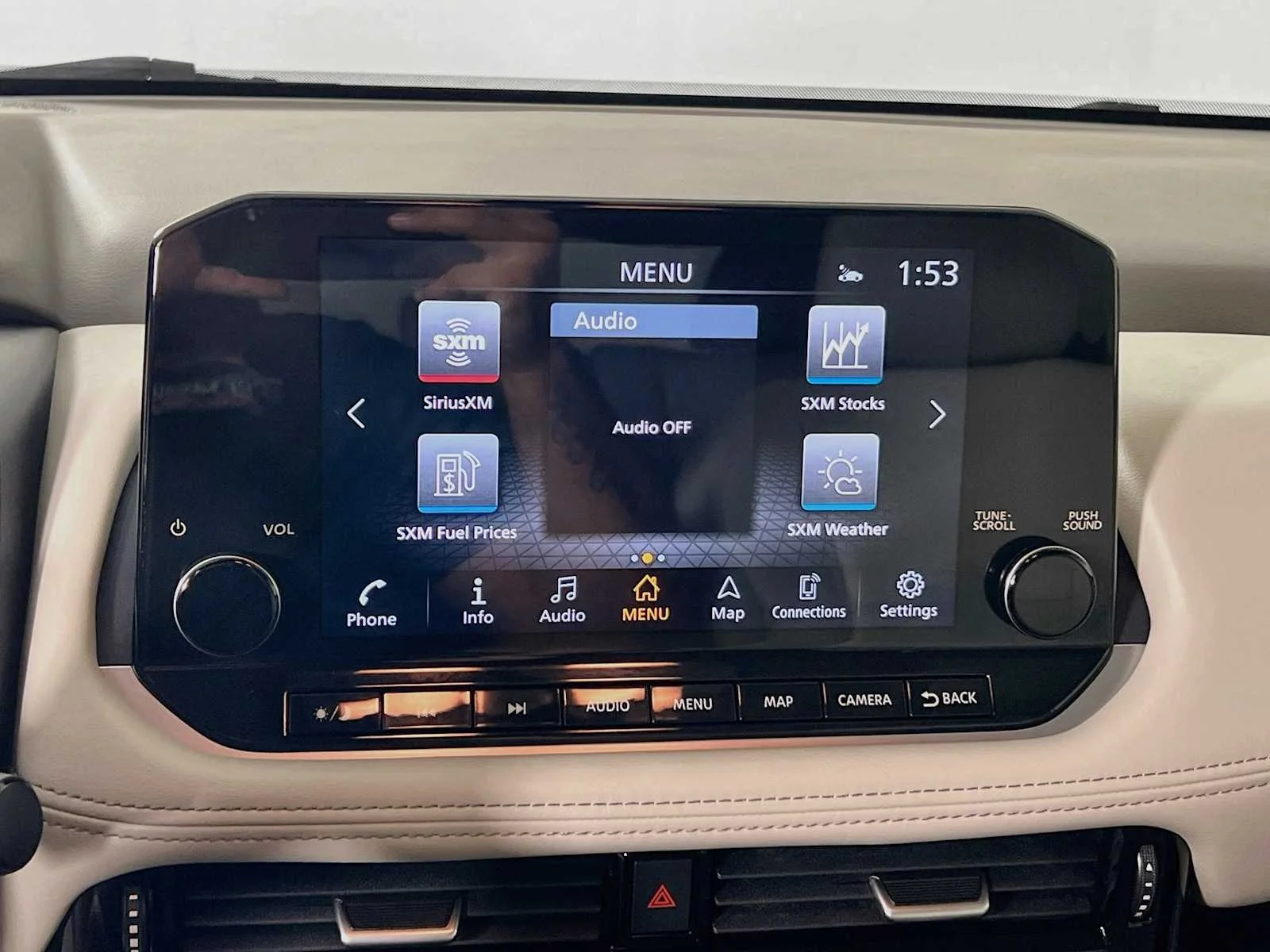 Used 2023 Pearl White Tricoat Nissan SL image 15