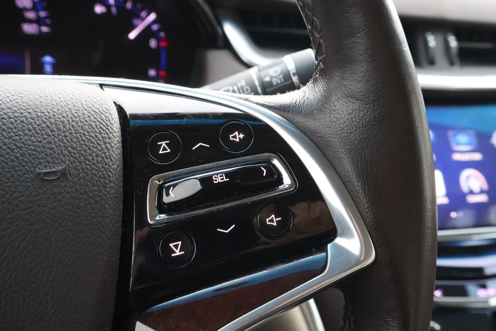 Used 2016 White Cadillac Luxury image 20