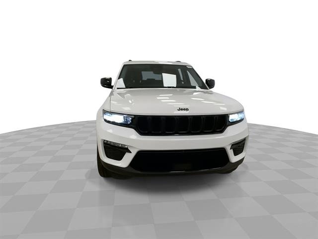 Certified Used 2023 White Jeep Limited 4x4 image 4
