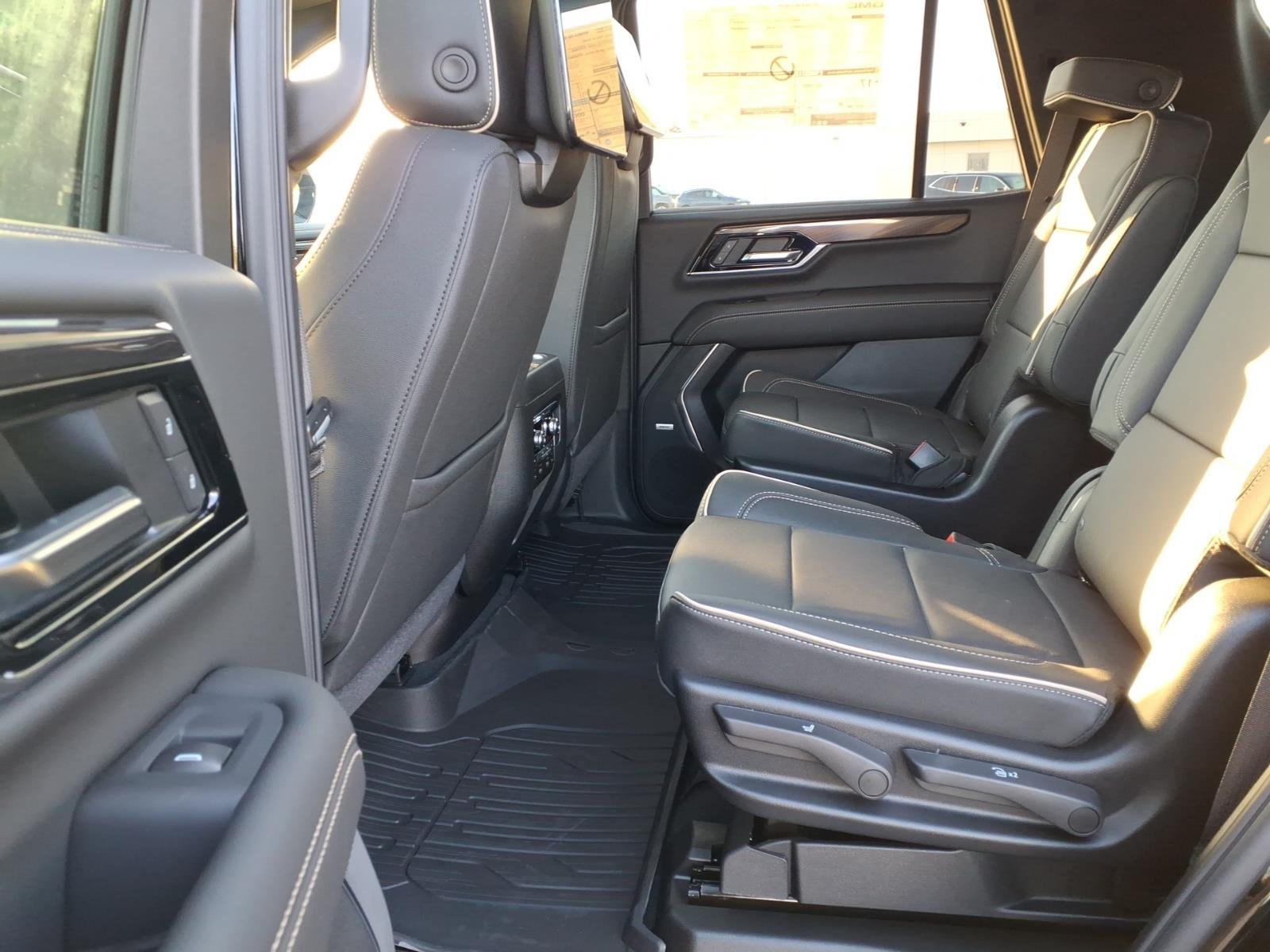 New 2026 Onyx Black GMC Elevation image 6