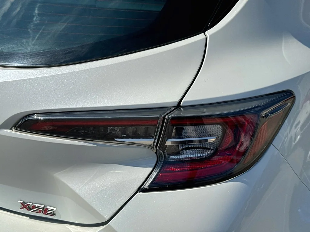 Used 2019 White Toyota XSE image 31